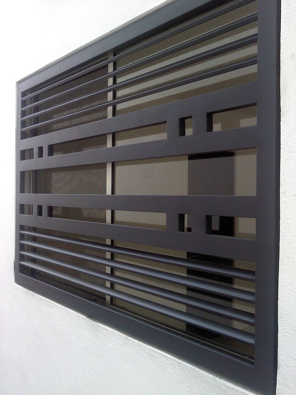 Protección de herrería en Guadalajara para ventana